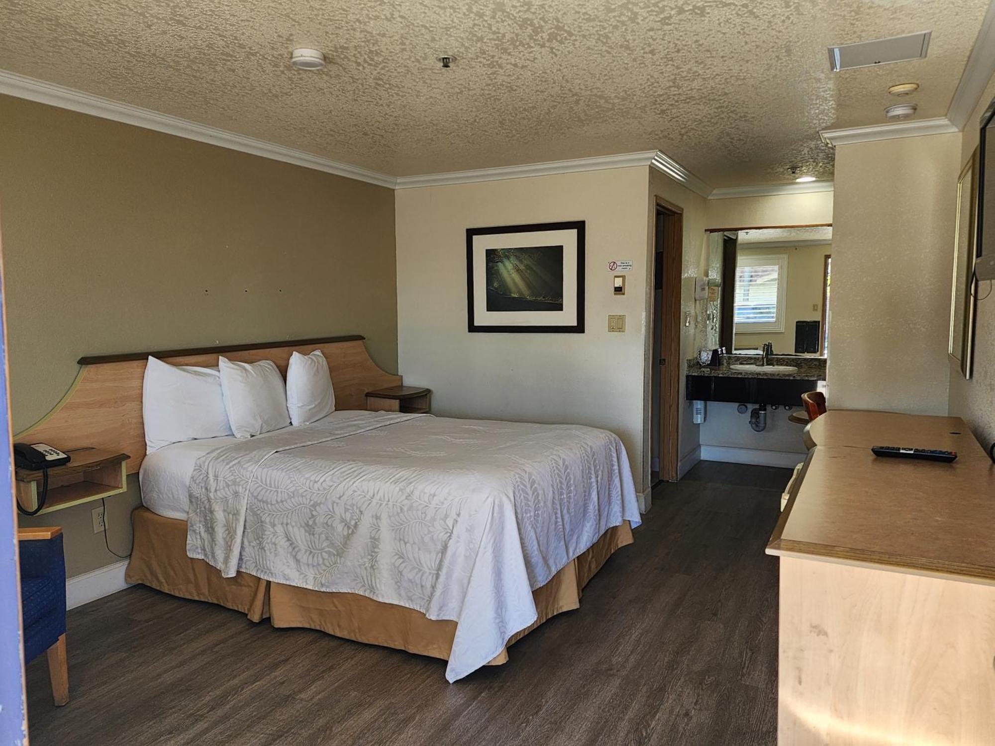 Budget Inn Corcoran Bagian luar foto